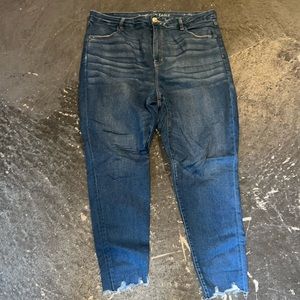 Curvy Hi Rise Jegging